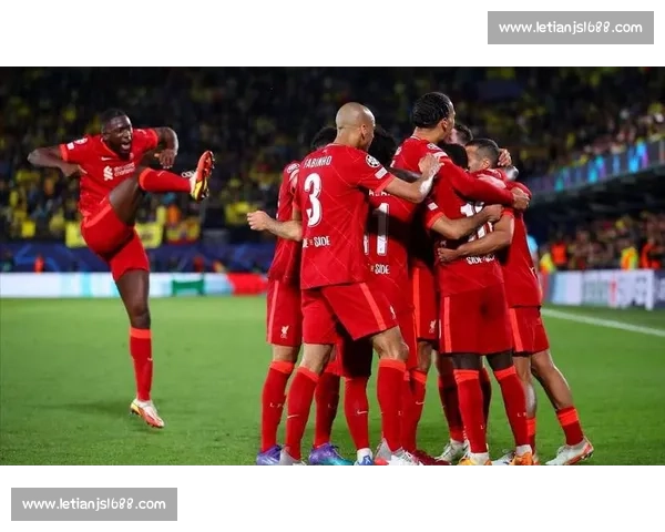 皇马与利物浦激战欧冠小组赛 双方争夺小组头名席位